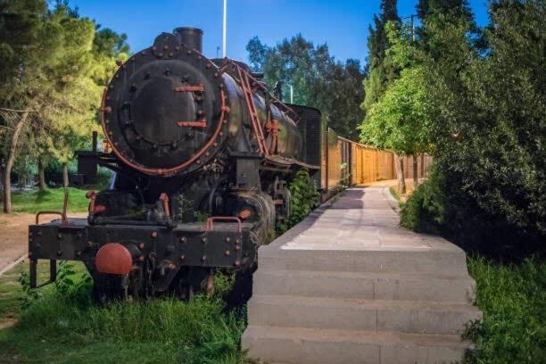 Dolce Favola Nomad Casa - Kalamata'S City Getaway Екстер'єр фото