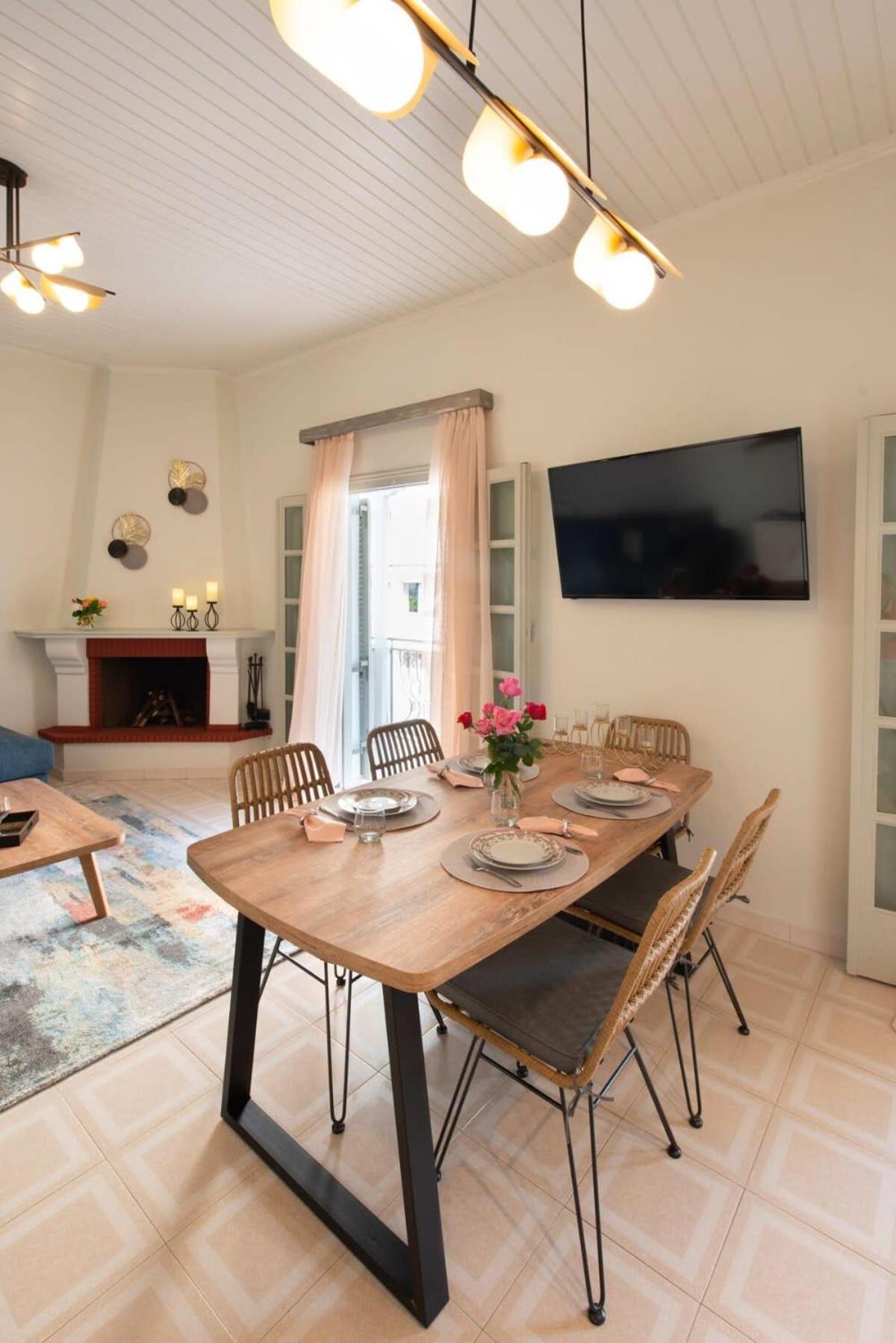 Dolce Favola Nomad Casa - Kalamata'S City Getaway Екстер'єр фото